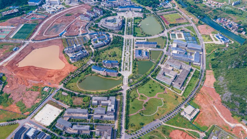 PCB板价格构成解析：揭秘每平方成本背后的秘密